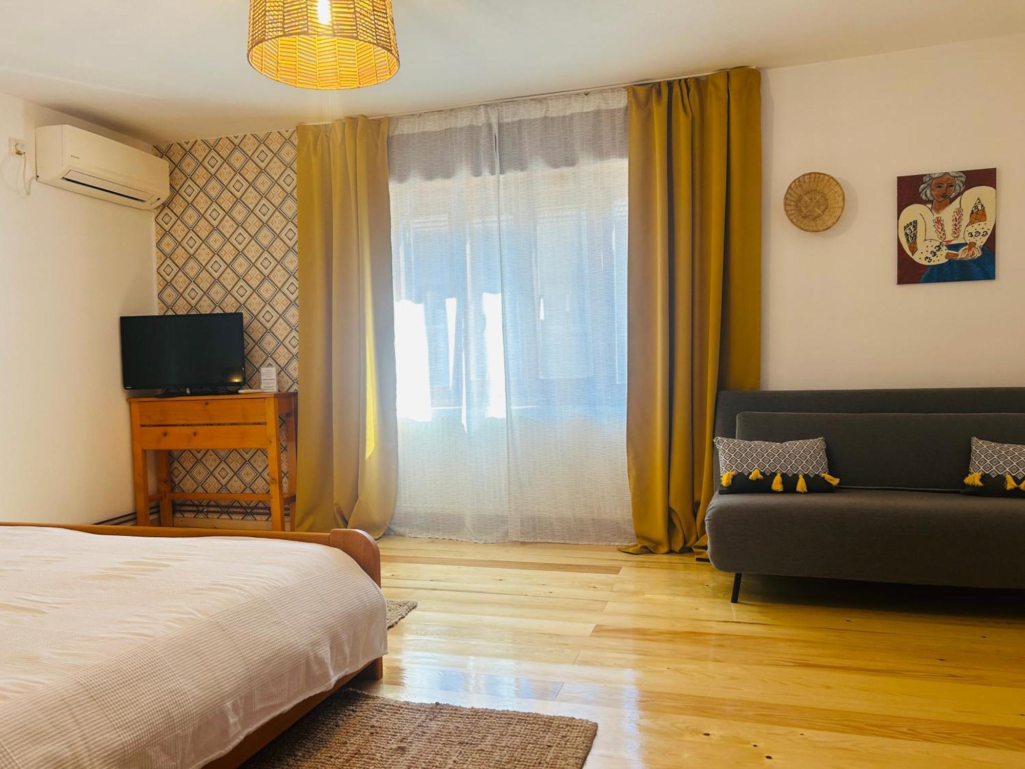 Отель Casa "La Moara Din Gradina" Eftimie Murgu Экстерьер фото